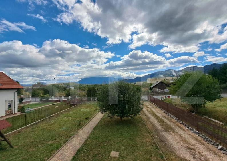 Casa 330 m2 teren 1210 m2 ideala pentru locuin? - 1