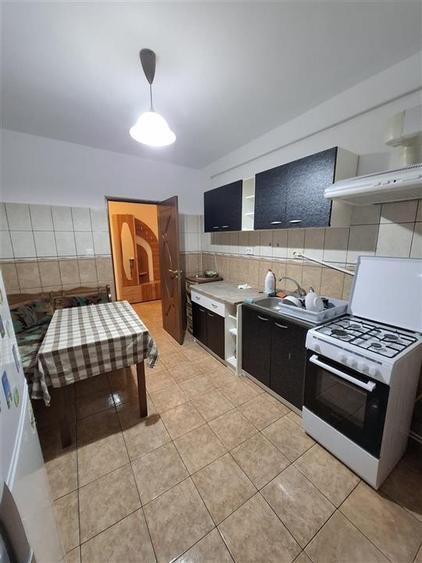 ULTRACENTRAL Bariera 2 cam 84mp, etaj 1 bloc cu lift Mobilat si Utilat - 6