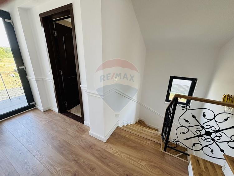 Vilă individuala de vânzare SNAGOV 0% Comision - 5