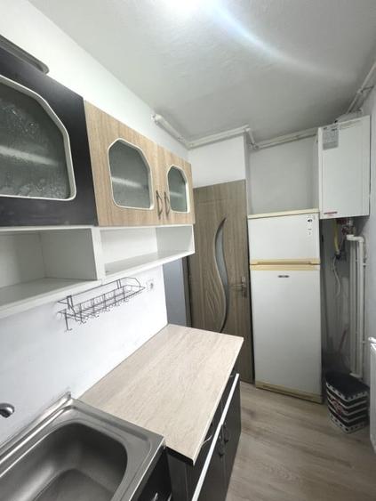 Garsoniera decomandata, Centru - 4