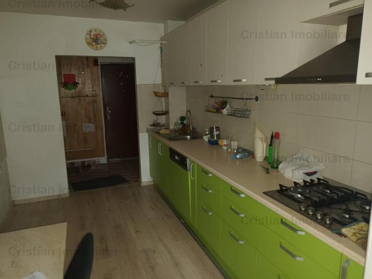 PARTER +Balcon 12m ,3 cam conf1 decomandat 77mp Viziru 3 - 1