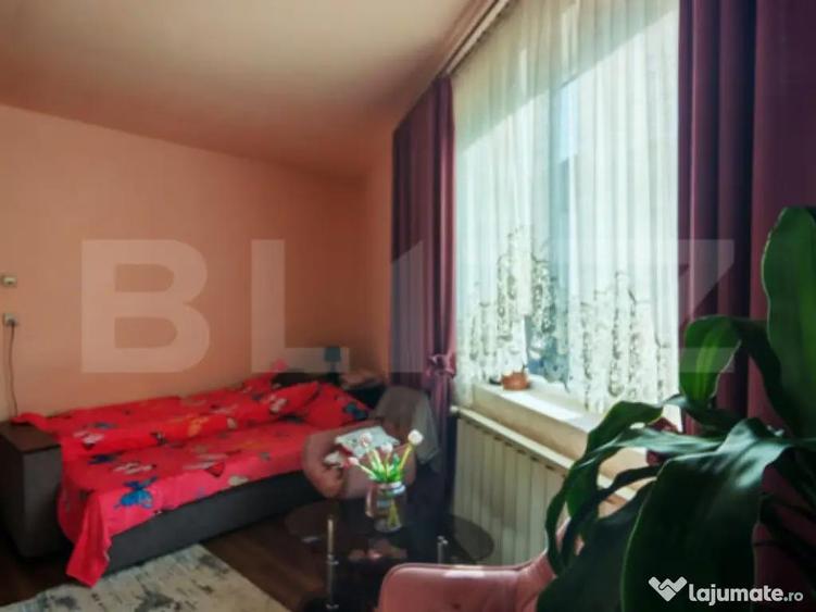 Casa cu 3 camere, 100 mp, zona centrala - 14