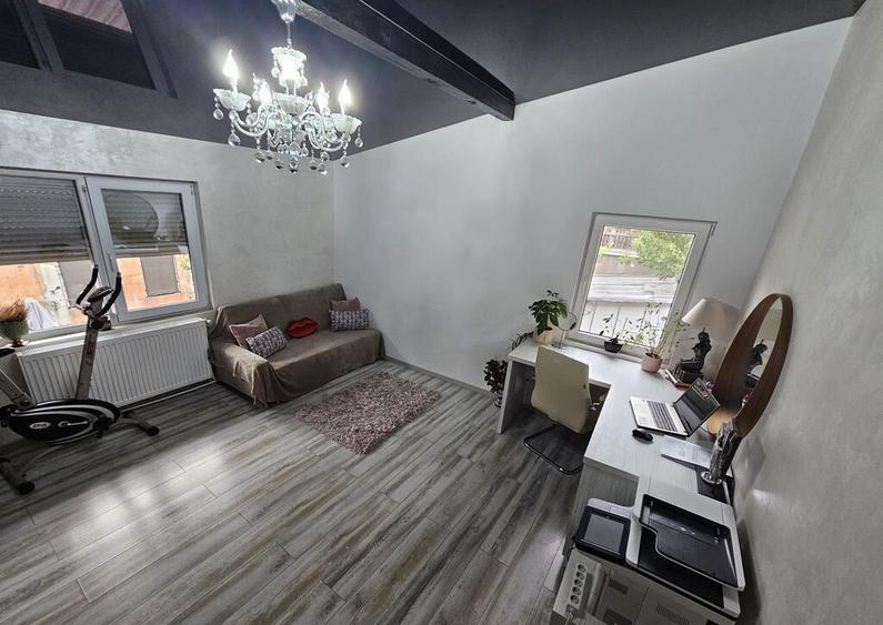 Casa renovata complet zona Mall - 31