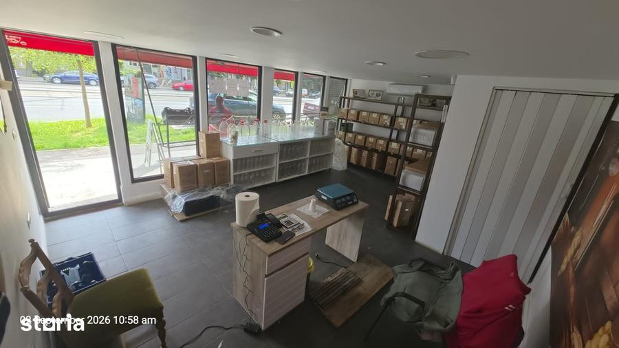 Spațiu comercial, de 24 mp, în Micro 39