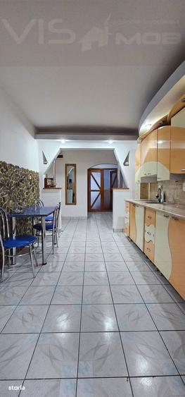 Apartament de 3 camere - Zona de jos - De inchiriat - 8