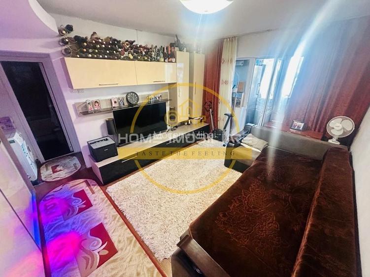 Etaj 2, Fara Risc, 3 camere semidecomandat zona Alexandru cel Bun-Zimbru Etaj 2, Fara Risc, 3 camere semidecomandat zona Alexandru cel Bun-Zimbru