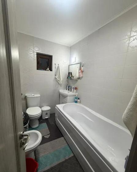 Apartament cu 4 camere decomandate Zona Marasesti - 4