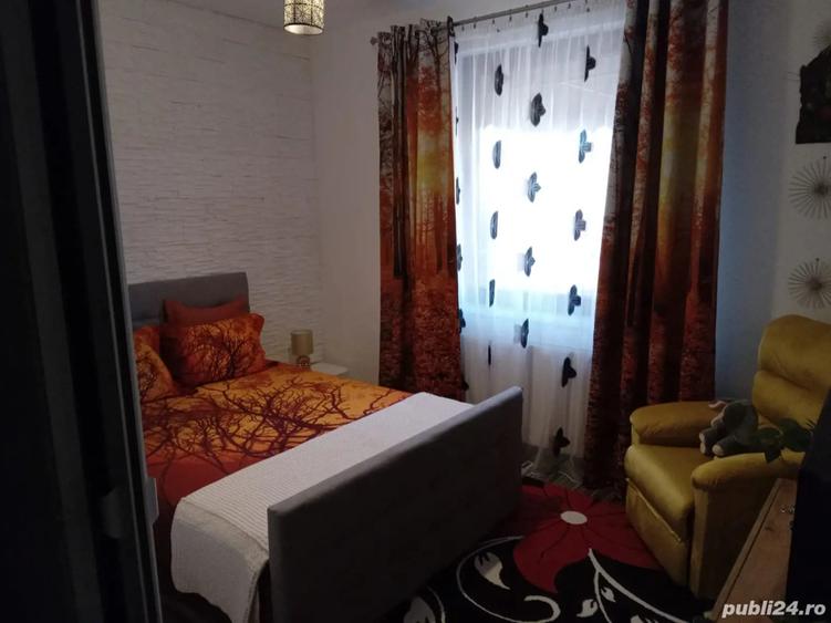 Vand casa 2 km de Targovi?te mobilata - 3