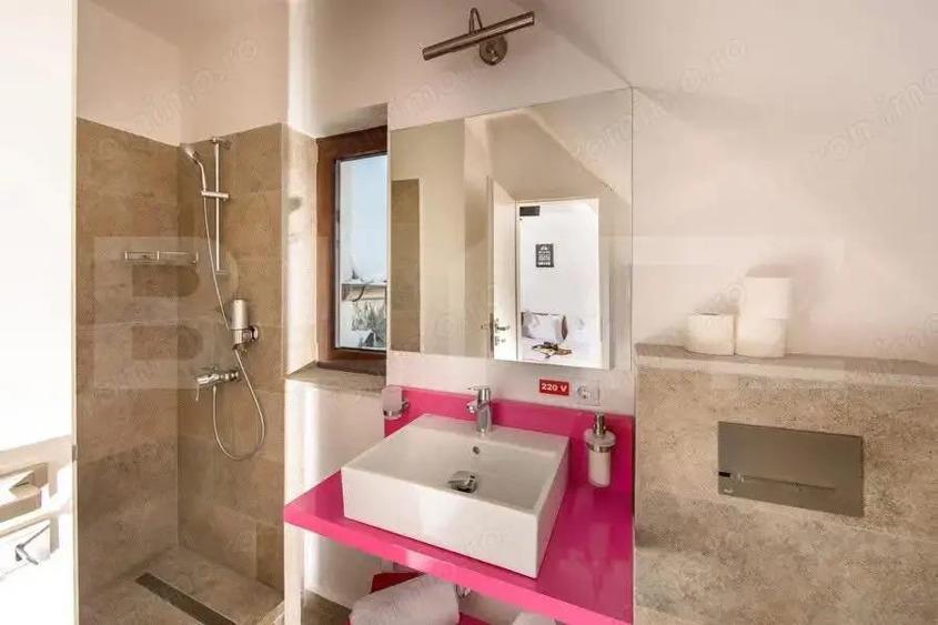 Pensiune de inchiriat integral Paltini? , 12 camere - 4