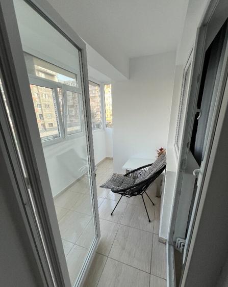 Inchiriez apartament 2 camere, central, Pite?ti strada I.C.Bratianu - 7