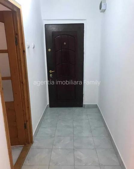Apartament cu 2 Camere Decomandate - etaj 2 Zona Burdujeni Apartament cu 2 Camere Decomandate - etaj 2 Zona Burdujeni