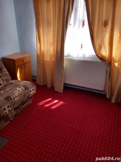 Vand apartament cu 3 camere in ora?ul Bumbe?ti-Jiu - 2