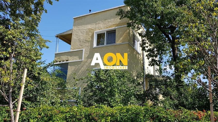 Casa situata in imediata apropiere a Cetatii - 1