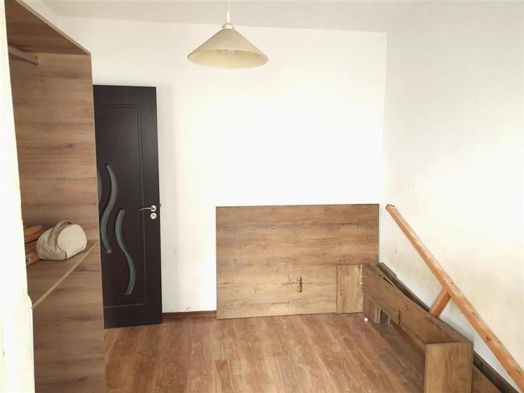 Apartament cu 3 camere Velenta, strada Razboieni - 4