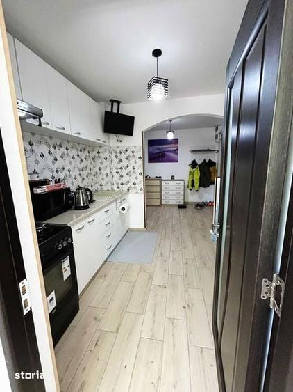 Vand apartament 2 camere decomandat, etaj 1 - 8