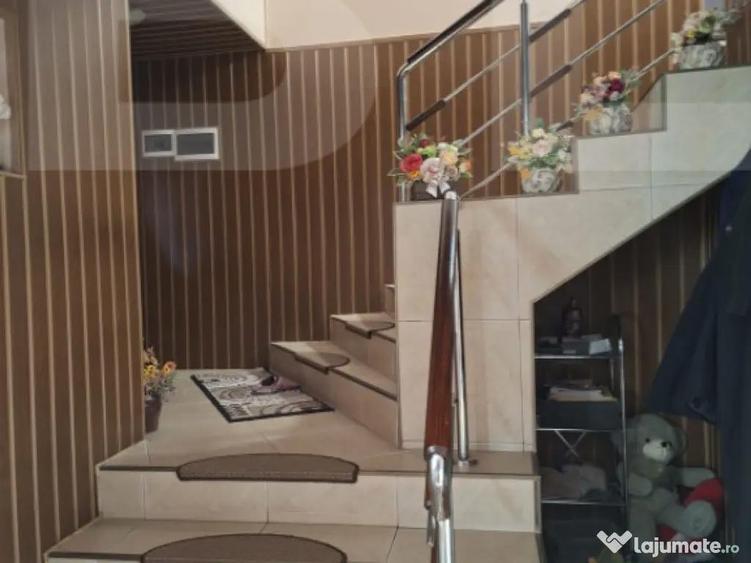 Vila spa?ioasa cu 7 camere confort, elegan?a ?i fu - 10