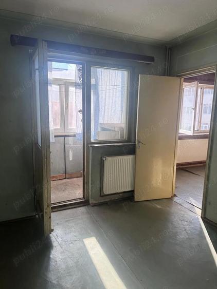 Vand apartament de doua camere - 1
