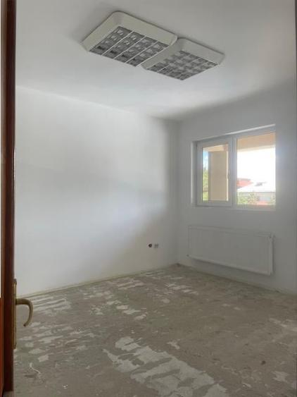 Vila Pipera P+1+M central - 450mp util / 1000mp teren - 7