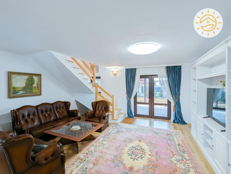 Casa la 3,5km de Coresi Shopping Center mobilata modern - 1