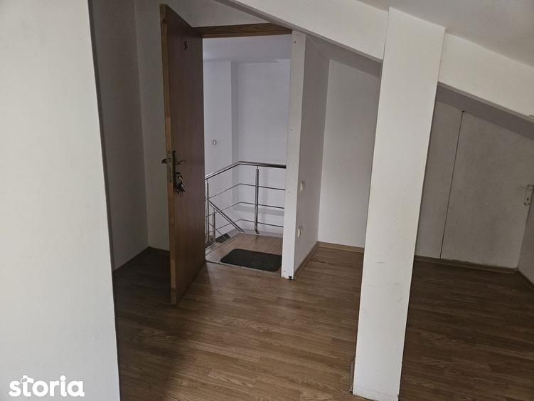 Birou 12mp de inchiriat. Ultracentral. Baie proprie - 2