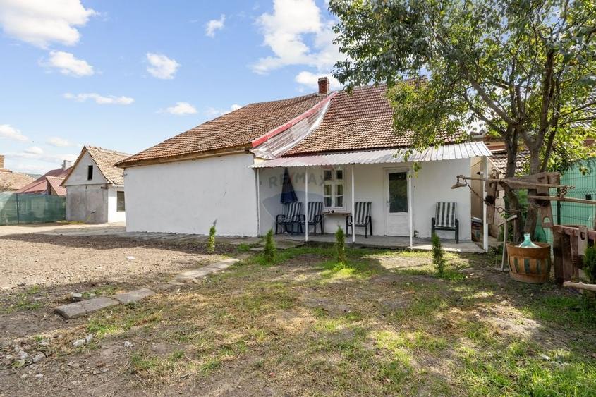 Casa renovata recent, zona centrala Pecica - 6