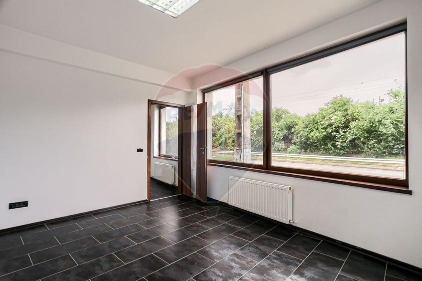 Inchiriere spatiu modern pentru birouri sau servicii, zona Subcetate - 8