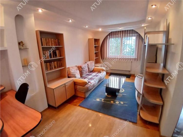 Apartament 3 camere decomandate in zona Strand din Sibiu - 1