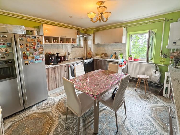 Apartament 3 camere | Vedere la mare  si parcare | Faleză Nord | Comision 0% - 12