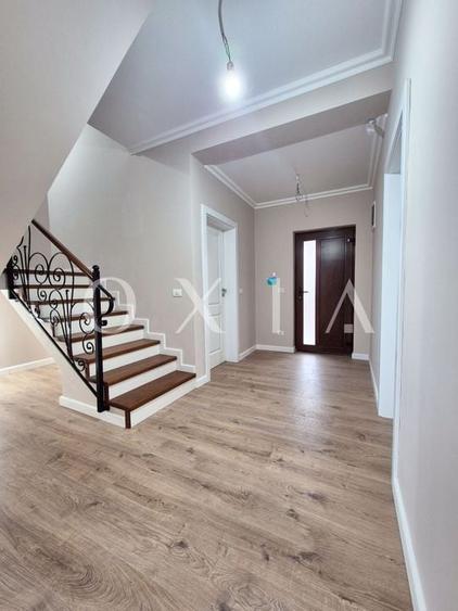 AX961 Dumbravita, Duplex unit prin camera tehnica - 2