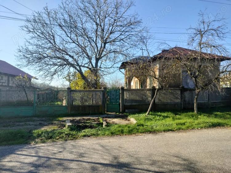 Vand casa batraneasca in sat Craciunei, comuna Radomire?ti, jud Olt - 5