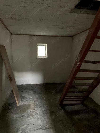 Casa individuala in Otelec - 2,518 mp teren - 2 fronturi stradale - 13