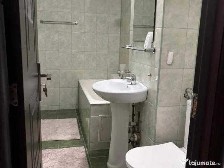 Aparatorii patriei tomesti etaj 6 - 6