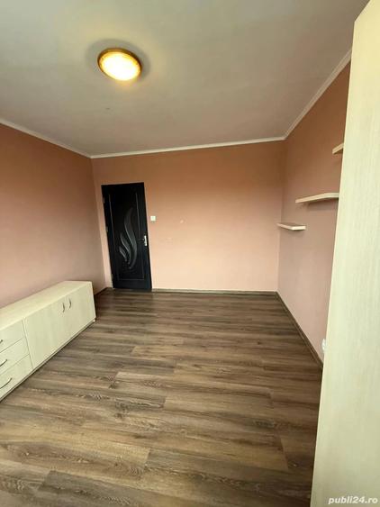 Apartament 2 camere decomandat Rogerius, Oradea , Zona lini?tita | Ideal pentru locuit sau inv - 1