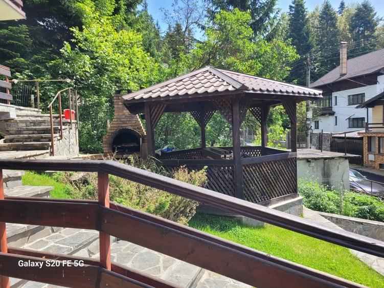 Vila turistica de vanzare in Busteni - 14