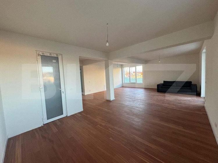 Casa 4 camere, 257mp, zona Zavoi. - 1