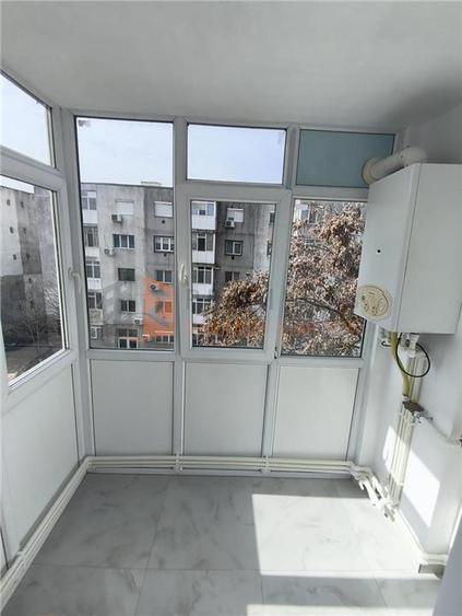 Apartament 2 camere cf 2 decomandat zona Brosteni - 10