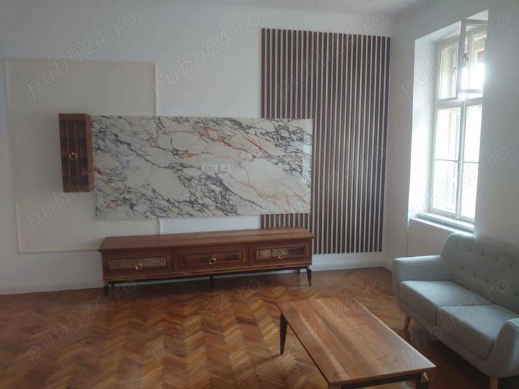 Proprietar Vand apartament zona centrala. - 9