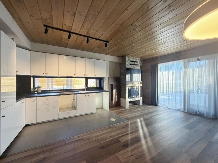 Casă de vacanță modernă într-un cadru natural deosebit – Râșnov - 4