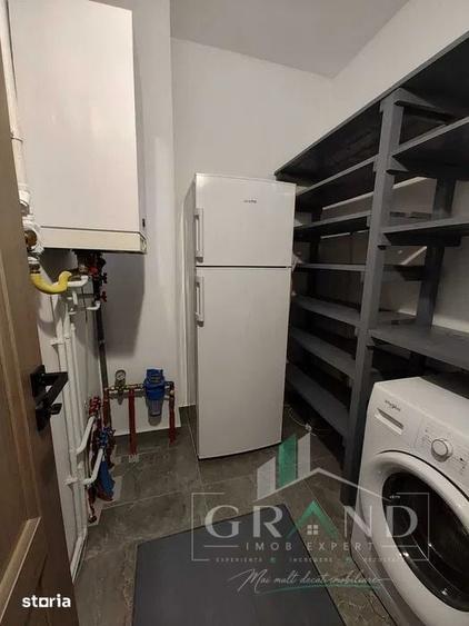 Casă cu 5 camere cu Teren 250 Mp în Iris