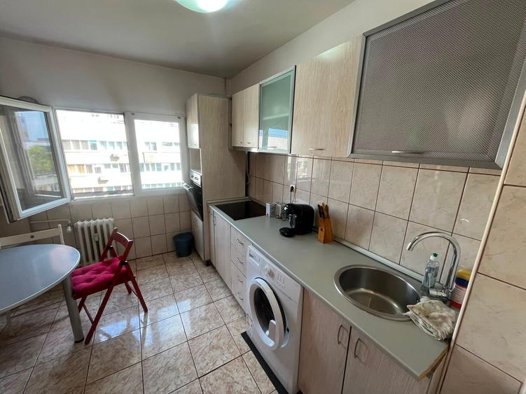 Apartament cu 2 camere decomandat în Drumul Taberei