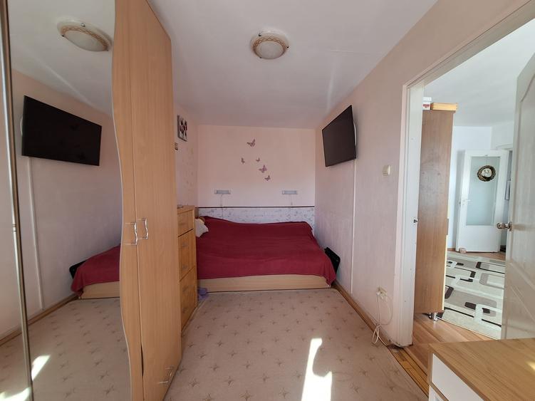 Apartament cu 2 camere nedecomandat, mobilat în Șagului