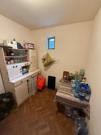 Casă cu 2 camere în Central