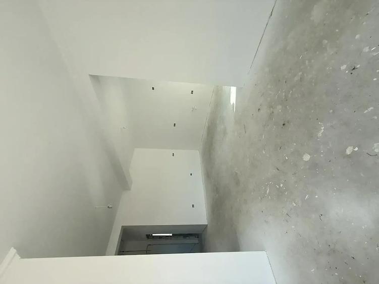 Casă cu 3 camere cu Teren 735 Mp în Urseni