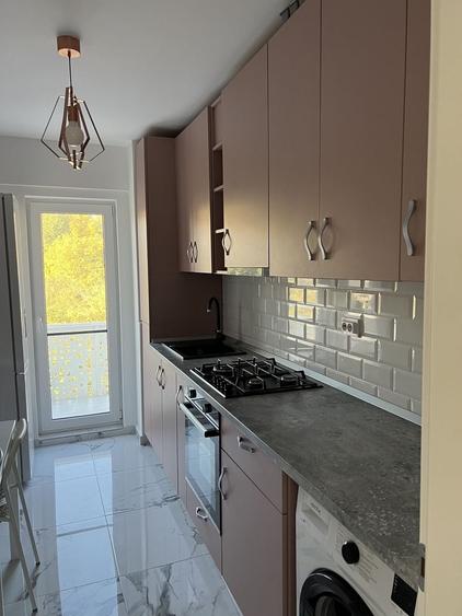 Apartament cu 2 camere decomandat în Rediu