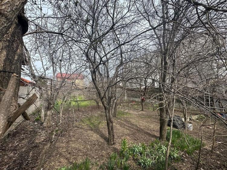 Teren Construcții intravilan de 500 mp, în Kamsas