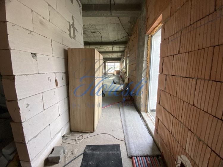 Spațiu comercial, de 700 mp, în Gilău