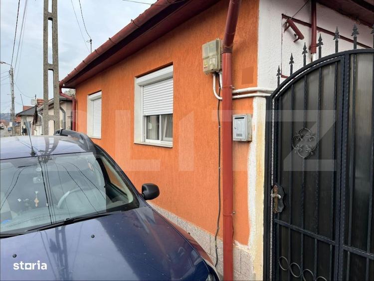 Casă cu 3 camere în Rontău