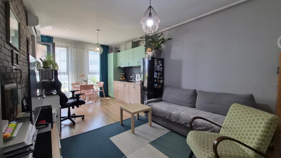 Apartament cu 2 camere decomandat în Exterior Est