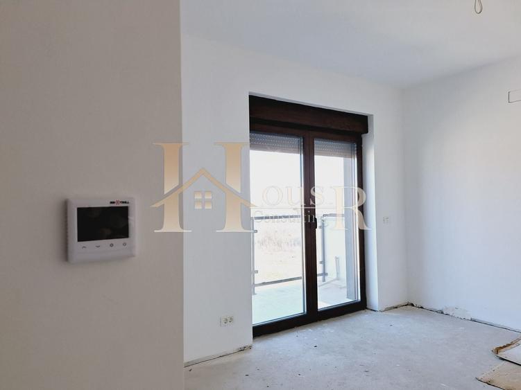 Apartament cu 3 camere decomandat în Braytim