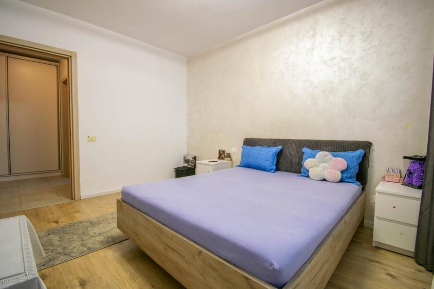 Apartament cu 2 camere decomandat, mobilat în Prelungirea Ghencea
